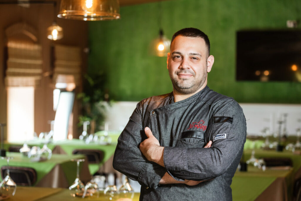 Chef Roberto Dell'Uomo Ju-Manji ristorante carne pesce Roma Infernetto